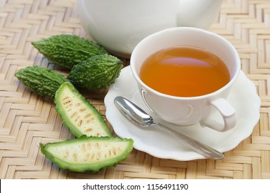 Bitter Gourd Tea With Bitter Gourd