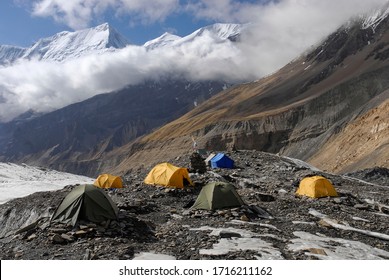 Bivouac camp at the foot of the Dhaulagiri Peak (Nepal)