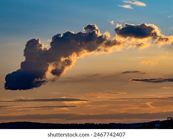 Bizarre cloud formation in the evening sky