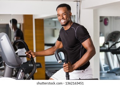 2,847 Black Man Running Treadmill Images, Stock Photos & Vectors ...