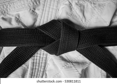 Black Belt Knot