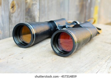 black binoculars 