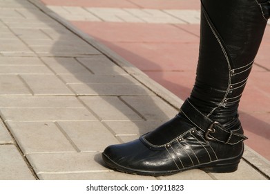 Black boot