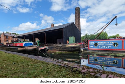 Black Copuntry Living Museum.UK June 2022. Castle Fields Boat Dock,dudley Canal.