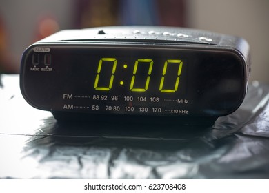 Black Digital Alarm Radio Clock