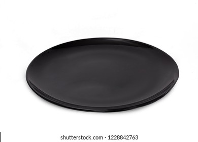 Black Dish On Whit Back Griund