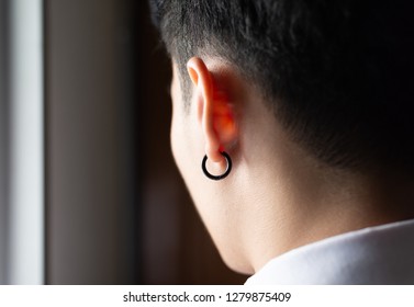 Piercing left ear man Ear Piercing