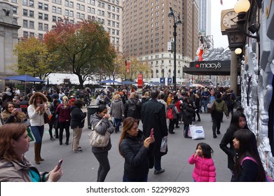 Black Friday Crowd Outside Of Macy's On November 25, 2016