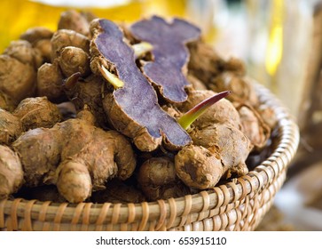 Black Galingale On Table