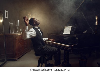 Black Grand Piano Player, Jazz Performance