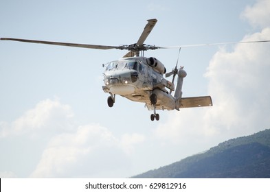 Black Hawk Helicopter Rescue Team, Left Down Side View