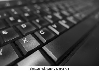 Black keyboard with the letter X in the focus