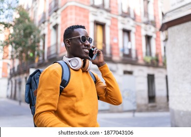 48,259 African Phone Call Images, Stock Photos & Vectors 