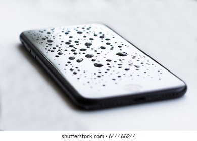 Black Phone Covered Drops Water Stock Photo 644466244 | Shutterstock