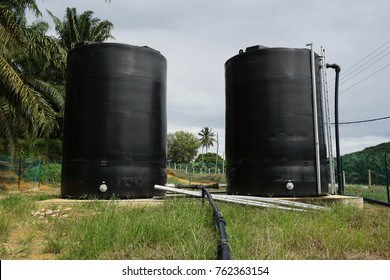 Black poly tank for clean water storage
