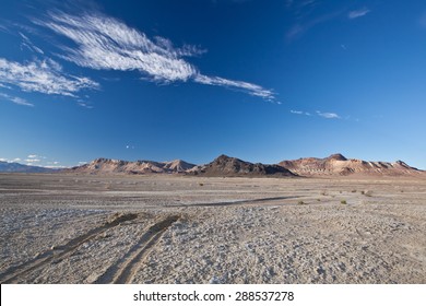 Black Rock Desert Road (Nevada, USA)