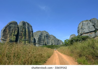     Black rocks