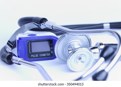 Black Stethoscope With Pulse Oximeter