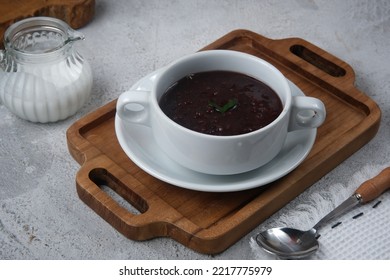 Black Sticky Rice Porridge With Coconut Milk