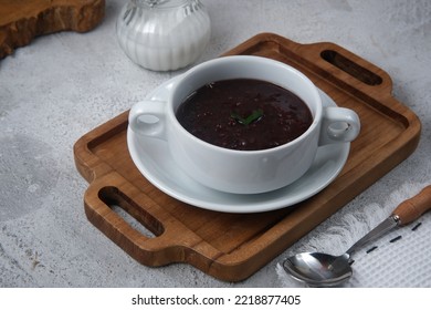 Black Sticky Rice Porridge With Coconut Milk