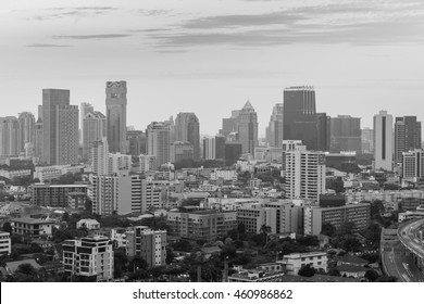 934 Los Angeles Skyline Black And White Images, Stock Photos & Vectors 