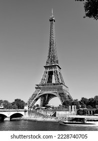 Black and White Eiffel Tower