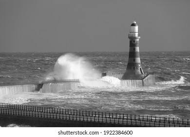 255 Sunderland lighthouse Images, Stock Photos & Vectors | Shutterstock