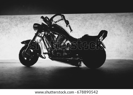 black and white motorcycle model
