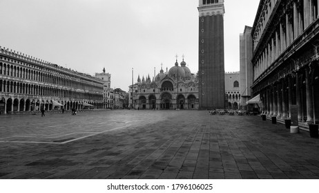 Italie Noir Et Blanc Images Photos Et Images Vectorielles De Stock Shutterstock