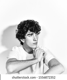 478 Italian teenager curly hair Images, Stock Photos & Vectors ...