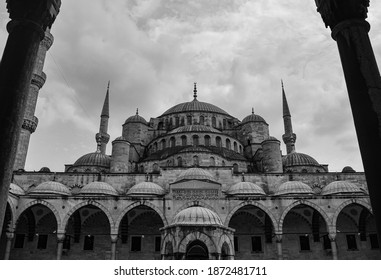 36,092 Mosque Black White Images, Stock Photos & Vectors | Shutterstock