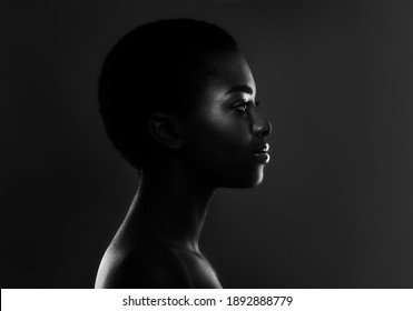 Black And White Profile Shot Of Beautiful African American Female, Silhouette Of Attractive Young Black Lady With Short Hair Style, Monochrome Portrait, Copy Space