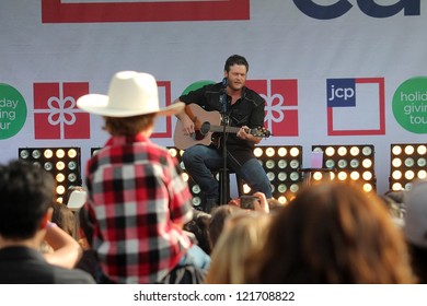 Blake Shelton At The JCPenney Holiday Giving Tour With Blake Sheton, Westfield  Culver City, Culver City, CA 12-08-12