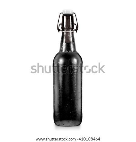 Blank black beer bottle mockup without label, isolated. Dark alcohol beverage botle mock up with clipping path. Cold wet beer flask template front view. Brewery bottle label branding. Beer corporate.