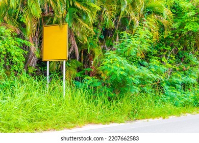 39,392 Thailand Road Sign Images, Stock Photos & Vectors | Shutterstock