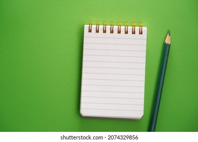 474,862 Notes paper desk Images, Stock Photos & Vectors | Shutterstock