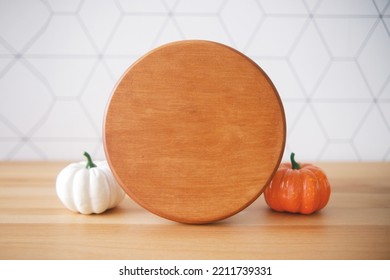 Blank Round Wood Mockup With  Pumpkin, Thanksgiving Door Decor Mockup, Autumn Door Decor 