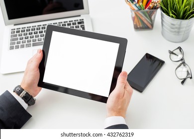 Blank screen tablet at the office
