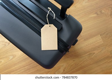 Blank Tag Label On A Luggage Bag. Holidays, Vacation And Travel Concept.