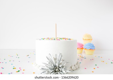 Download Cake Mockup Images, Stock Photos & Vectors | Shutterstock