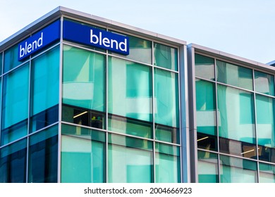 Blend Labs Logo On HQ Facade. Blend Labsis A Silicon Valley Technology Company Transforming The Consumer Lending Ecosystem - San Francisco, California, USA - 2021