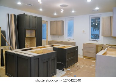 Blind Cabinet, Island Drawers And Counter Cabinets Installed