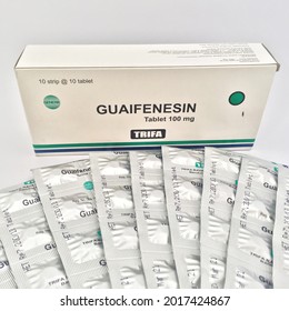 Guaifenesin 100 mg