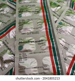 Blitar, Indonesia - September 15, 2021 : Metoclopramide Is A Drug Used To Relieve Nausea And Vomiting That Can Be Caused By Acid Reflux Disease, A Side Effect Of Surgical Procedures, Chemotherapy 