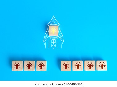 Block with the idea light bulb took off on an imaginary rocket doodle. Developing startup. Choosing best idea. Success investment. Business accelerator. Optimal solution. Creativity