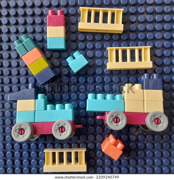 block toys, an open minded
educational toys for children with beautiful various colors, so
colorfull