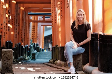 京都外人images Stock Photos Vectors Shutterstock