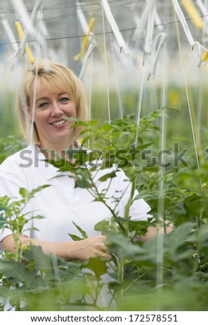 Similar – Foto Bild Portrait von einer jungen Frau im Bambus Dschungel