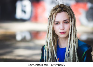 Imágenes Fotos De Stock Y Vectores Sobre Dreadlocksblonde