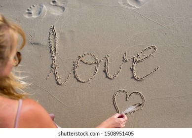 Draw In The Sand Images Stock Photos Vectors Shutterstock